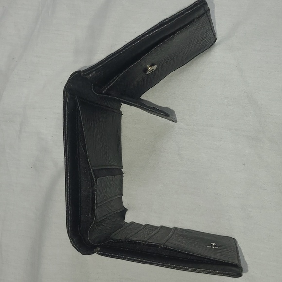 Prada Milano Tan and Black Leather Wallet - Picture 8 of 10